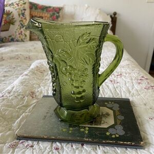 Anchor Hocking Pitcher Avocado Green Grape Pattern 6 1/2” Tall